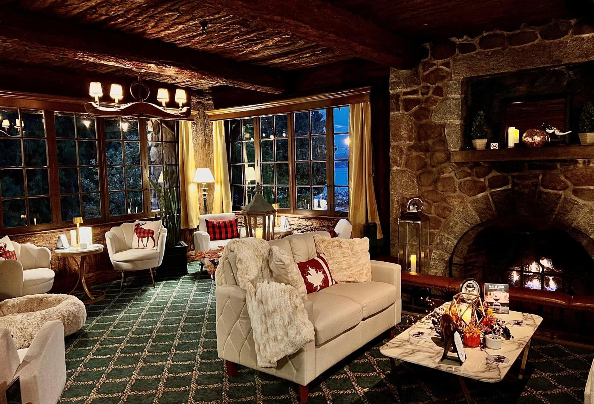 The Latch Inn Sidney Exterior foto